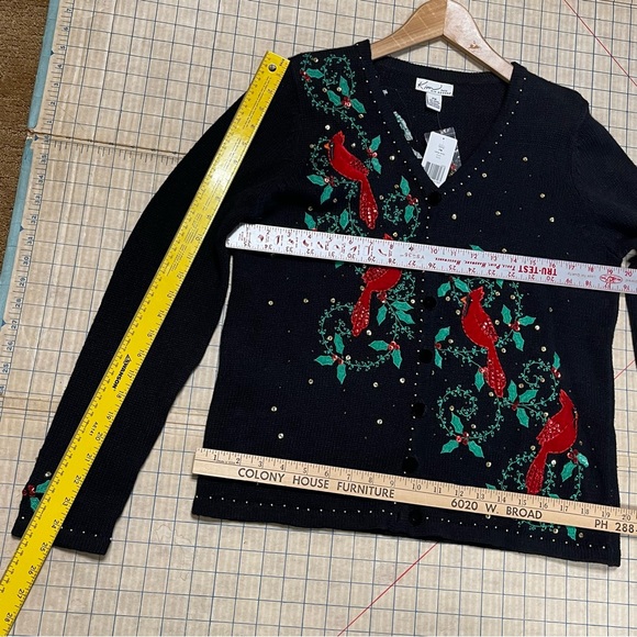 Christmas Cardigan embroidered Appliquéd Sequins Beaded Cardinals Size PM NWT - Picture 16 of 16